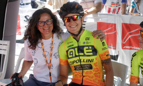 TRIO #YELLOWFLUOORANGE AI MONDIALI DI INNSBRUCK